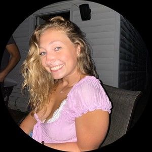 Meet your Posher, Alexandra